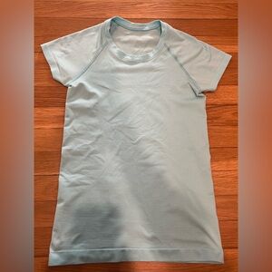 Lululemon swiftly tech